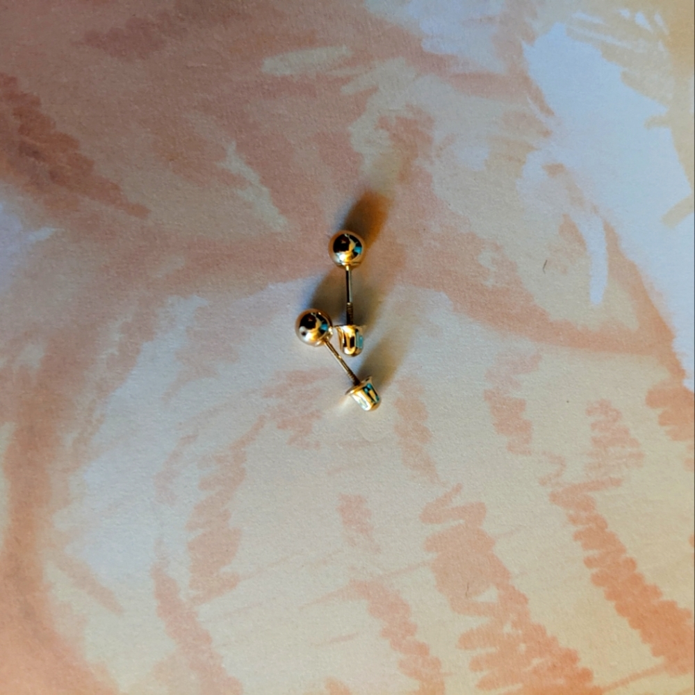 Solid 14K Gold Screw-back stud earrings